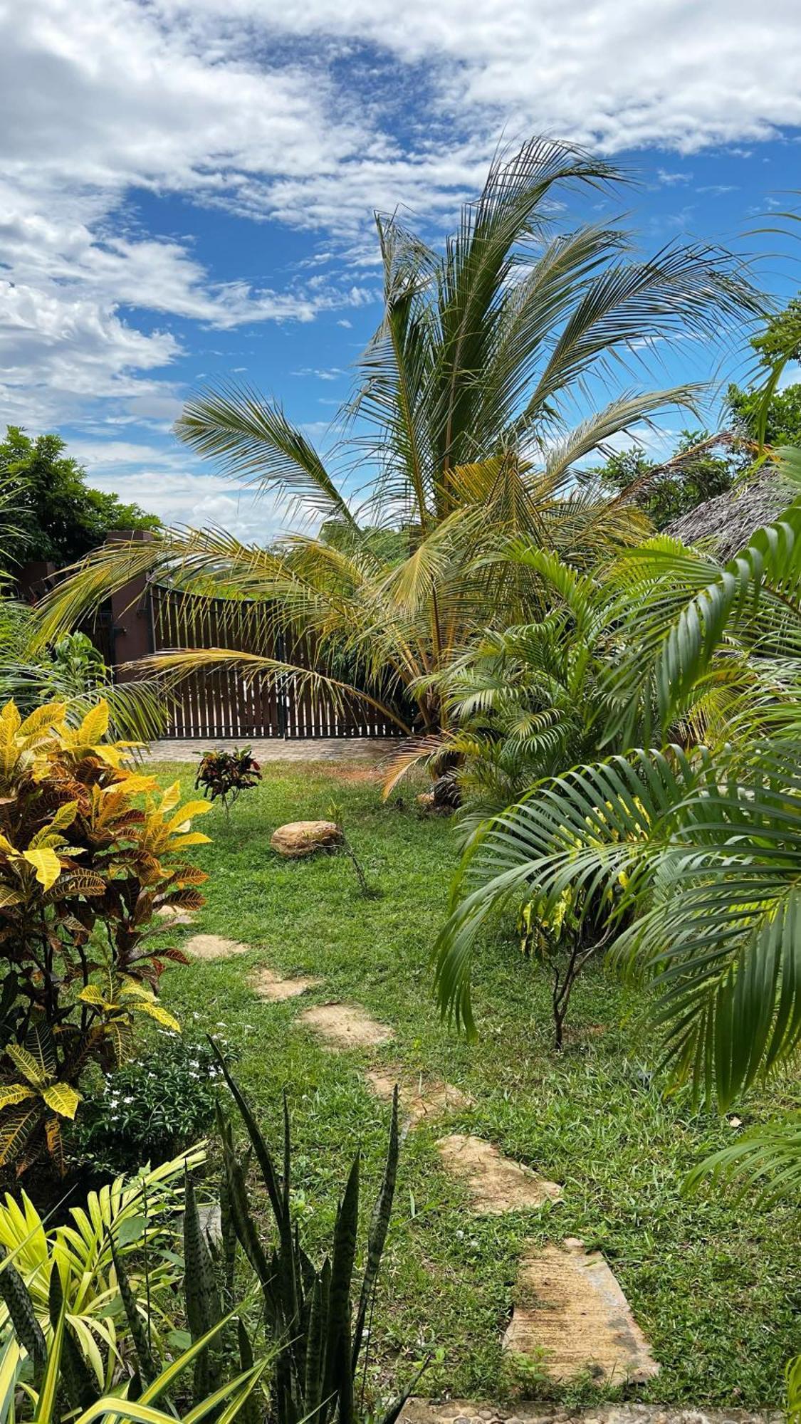 The Lookout Lodge Tangalle Luaran gambar